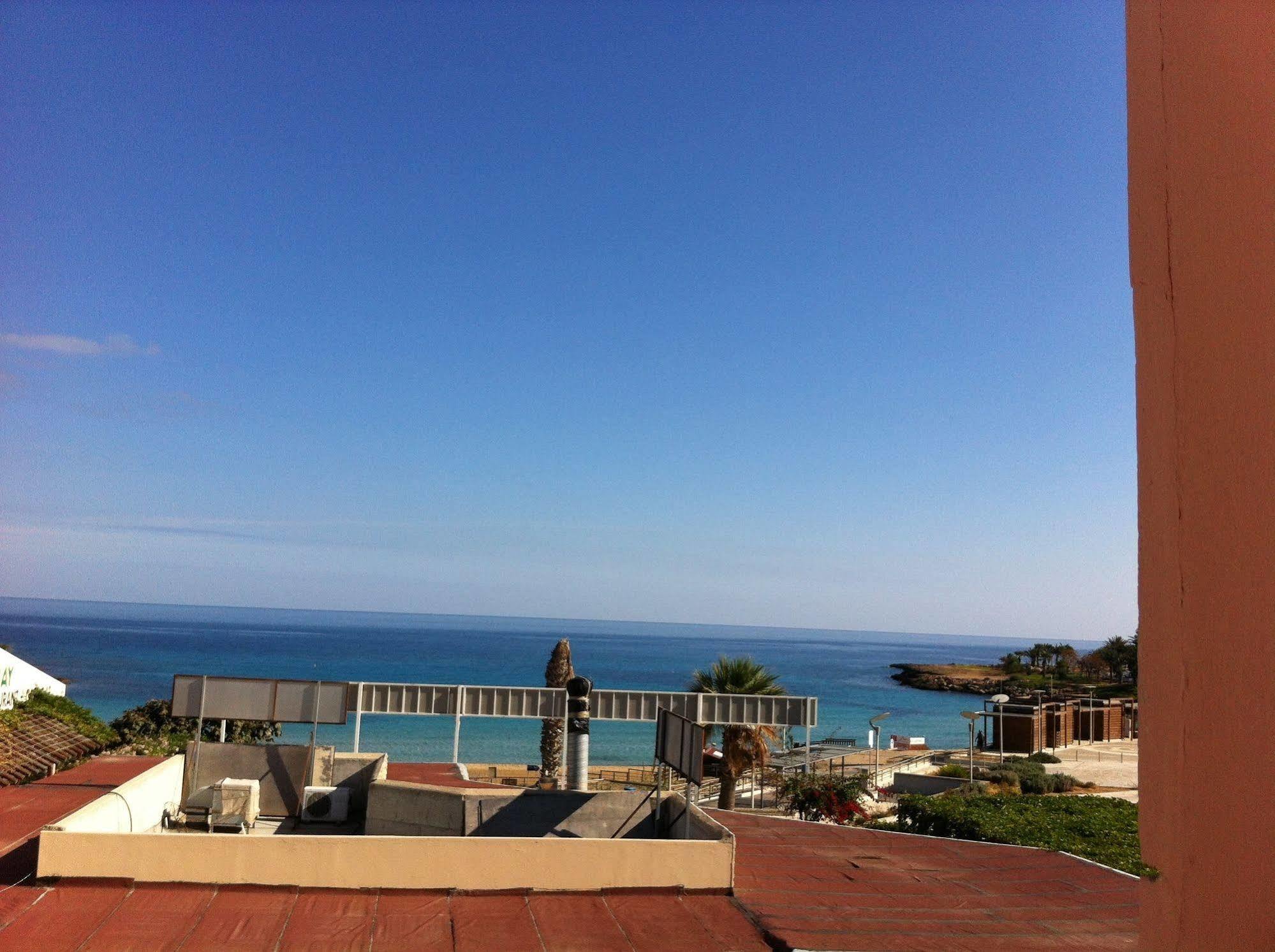 Blue Peter Apartments Protaras Exterior photo